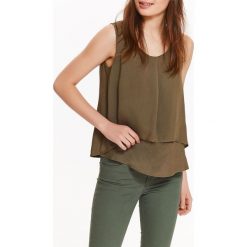 BLUZKA DAMSKA W KOLORZE KHAKI. Brązowe bluzki damskie TROLL, l, bez wzorów, bez kołnierzyka, bez ramiączek. W wyprzedaży za 29.99 zł.
