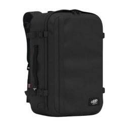 Plecak torba podręczna CabinZero Classic Plus 42 L CZ25. Czarne plecaki męskie CABINZERO, bez wzorów, z materiału. Za 365.00 zł.