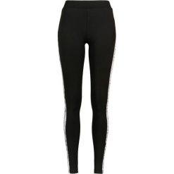 Damskie legginsy Urban Classic Striped. Czarne legginsy damskie Urban Classics, bez wzorów. Za 149.50 zł.