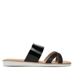 Klapki Badura. Czarne klapki damskie Badura, bez wzorów, bez obcasa. Za 349.99 zł.