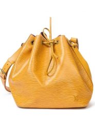 Louis Vuitton Torebka "Noe PM" w kolorze żółtym - 24 x 26 x 18 cm rozmiar: onesize. Żółte torebki klasyczne damskie Louis Vuitton, bez wzorów, z materiału, bez dodatków. Za 3,145.99 zł.