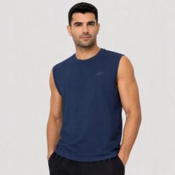 KOSZULKA MĘSKA BEZ RĘKAWÓW 4F TANK TOP TSLEM016 M. Niebieskie t-shirty sportowe męskie 4f, m, z bawełny, bez ramiączek, na fitness i siłownię. Za 37.15 zł.