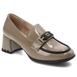 Beżowe Półbuty Artiker Eleganckie Obuwie Damskie. Brązowe półbuty damskie Artiker, bez wzorów, z materiału, eleganckie, bez obcasa, na obcasie. Za 239.00 zł.
