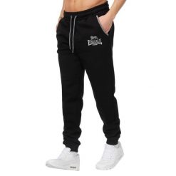 Spodnie do biegania Lonsdale Two Tones. Czarne spodnie sportowe męskie Lonsdale, z bawełny. Za 264.50 zł.