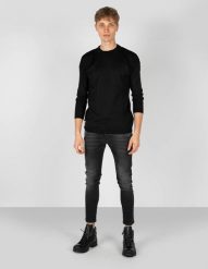 Takeshy Kurosawa Sweter | 83072 | Maglia F12 Taglio Over | Mężczyzna | Czarny. Czarne swetry męskie Takeshy Kurosawa, m, bez wzorów, z dzianiny, bez kołnierzyka. W wyprzedaży za 329.00 zł.
