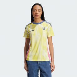 Koszulka Juventus 24/25 Away. Żółte bluzki damskie Adidas, xl, bez wzorów, z materiału, bez kołnierzyka. W wyprzedaży za 314.30 zł.