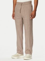 HUGO Spodnie materiałowe Cino 262FW 50562791 Brązowy jasny Straight Fit. Brązowe spodnie materiałowe męskie Hugo, bez wzorów, z lyocellu. Za 549.99 zł.