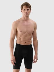 4F Kalesony funkcyjne w kolorze czarnym rozmiar: M. Czarne szorty męskie 4f, bez wzorów, z materiału. Za 56.66 zł.