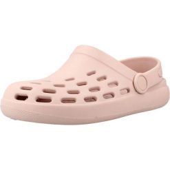 Sandały IGOR S10326 Rose. Czerwone sandały męskie Igor, z gumy, bez zapięcia. Za 127.99 zł.