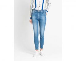 SPODNIE DAMSKIE LEE SCARLETT HIGH ZIP JADED L31BROEU 112107050. Spodnie materiałowe damskie Lee, bez wzorów, z jeansu. W wyprzedaży za 89.99 zł.