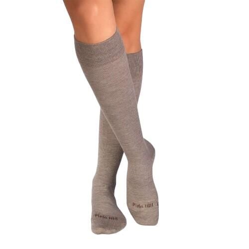 Beżowe skarpetki uciskowe z wełny merynosów 3/4. Brązowe skarpetki damskie OEM, bez wzorów, z wełny. Za 95.28 zł.