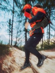 4F Kurtka trekkingowa membrana 10000 męska - czerwona L. Czerwone kurtki męskie 4f, l, bez wzorów, bez kaptura. Za 399.99 zł.