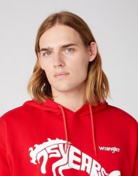 WRANGLER 75TH ANNI HOODIE MĘSKA BLUZA LOGO NADRUK CHINESE RED W645HTXCJ 112146185. Czerwone bluzy z kapturem męskie Wrangler, m. Za 159.99 zł.