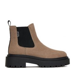 Sztyblety Beverly Hills Polo Club. Brązowe botki damskie Beverly Hills Polo Club, bez obcasa, na płaskiej podeszwie, bez zapięcia. Za 229.99 zł.