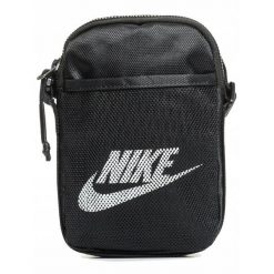 Torba saszetka listonoszka NIKE na ramię. Czarne torby męskie na ramię Nike, bez wzorów, na ramię. Za 126.99 zł.