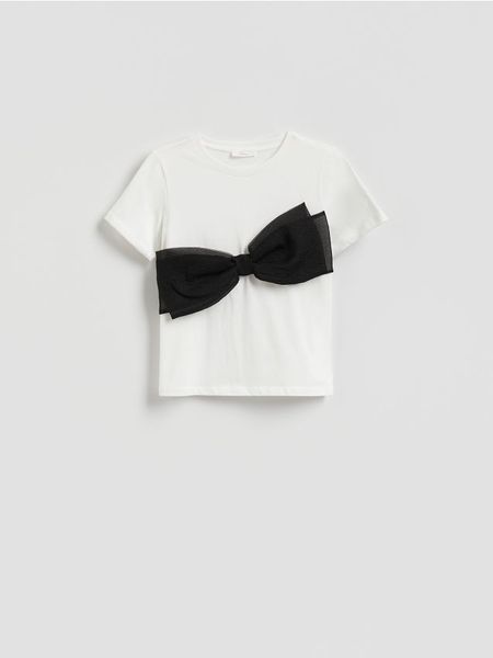 T-shirt z kokardą - biały. Białe t-shirty damskie Reserved, l, bez wzorów, z bawełny, bez kołnierzyka. Za 69.99 zł.