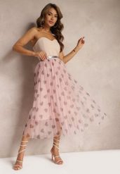 Różowa Tiulowa Rozkloszowana Spódnica Plisowana z Aplikacjami Serc i Gumką w Pasie Missari. Czerwone spódniczki damskie Renee, l, z aplikacjami, z tiulu, eleganckie, midi, plisowane. Za 39.99 zł.