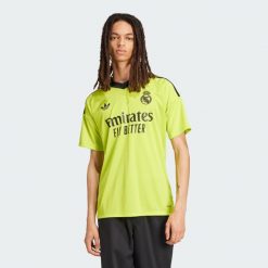 Koszulka Real Madrid 24/25 Third Goalkeeper. Żółte t-shirty sportowe męskie Adidas, m, z materiału, bez ramiączek, do piłki nożnej. W wyprzedaży za 314.30 zł.