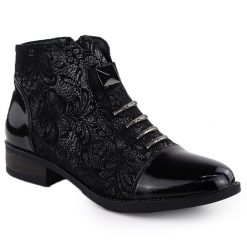 Botki damskie z ozdobami w kwiaty czarne Sabatina DM25-08. Czarne botki damskie Sabatina, ze skóry ekologicznej, bez obcasa, bez zapięcia. Za 179.99 zł.