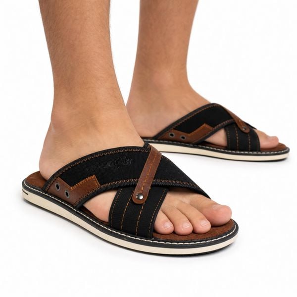 Klapki męskie Wrangler CALVIN SLIDER MEN LOW. Brązowe klapki i japonki męskie Wrangler, z materiału. Za 149.00 zł.
