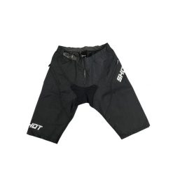 Szorty Shot Defender. Czarne szorty męskie SHOT RACE GEAR, bez wzorów. Za 126.39 zł.