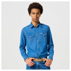 MĘSKA KOSZULA JEANSOWA WESTERN SHIRT MID STONE 112357215 W5B4014179. Koszule męskie Wrangler, m, bez wzorów, z jeansu, bez kołnierzyka, bez ramiączek. Za 159.99 zł.