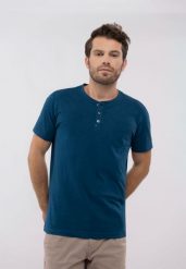 T-shirt z rozpinanym dekoltem T-HUBRIS. Niebieskie t-shirty męskie Volcano, m, bez wzorów, z bawełny, bez kołnierzyka. Za 69.99 zł.