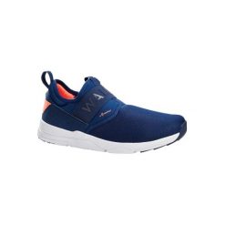 Buty do chodzenia damskie PW 160 Slip On granatowe. Niebieskie trampki i tenisówki damskie NEWFEEL, bez wzorów, z gumy. Za 99.99 zł.