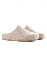 TRAVELIN' Kapcie "At Home" w kolorze beżowym rozmiar: 42. Brązowe kapcie damskie Travelin'. Za 157.45 zł.