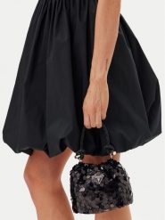 Guess Torebka HWEG95 38750 Czarny. Czarne torebki klasyczne damskie Guess, z aplikacjami, z materiału, bez dodatków. Za 607.99 zł.