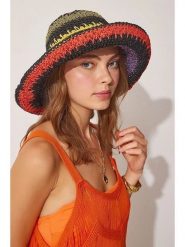 Lucky Bees Kapelusz przeciwsłoneczny ze wzorem rozmiar: onesize. Kapelusze damskie Lucky Bees, bez wzorów, z materiału. Za 73.99 zł.