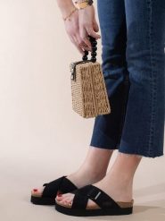 Sunbay Klapki "Iris" w kolorze czarnym rozmiar: 39. Czarne klapki damskie Sunbay, bez wzorów, bez obcasa, na platformie. Za 46.95 zł.