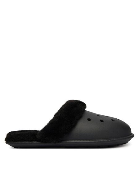 Crocs Kapcie Classic Fuzz Scuff 212143 Czarny. Czarne kapcie damskie Crocs, z tworzywa sztucznego. Za 199.99 zł.