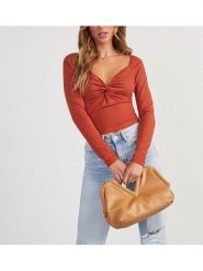 Milan Kiss Koszulka w kolorze czerwonobrązowym rozmiar: L. Brązowe bluzki damskie Milan Kiss, l, bez wzorów, ze splotem, bez kołnierzyka, bez ramiączek. Za 104.99 zł.