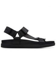 Clarks Skórzane sandały "Sunder Range" w kolorze czarnym rozmiar: 42. Czarne sandały męskie Clarks, z otwartym noskiem, bez zapięcia. Za 215.21 zł.