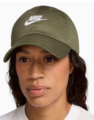 Czapka z daszkiem Nike Club. Zielone czapki męskie Nike, bez wzorów, z bawełny. Za 99.99 zł.