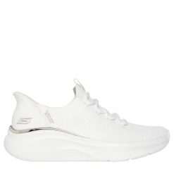 Buty sportowe damskie Skechers Bobs B Love-True Delight SLIP-INS. Białe buty sportowe na co dzień damskie Skechers, bez wzorów, trekkingowe. Za 259.99 zł.