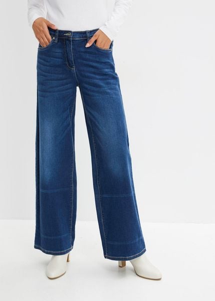 Jeansy wide leg ze średnim stanem i wygodnym pasem. Niebieskie jeansy damskie bonprix. Za 144.99 zł.