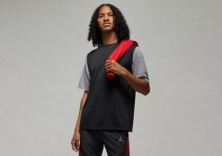 Koszulka męska nike air jordan dri-fit sport statement tank top black. Czarne t-shirty sportowe męskie Nike, m, z poliesteru, bez ramiączek, do biegania, dri-fit (nike). Za 376.00 zł.