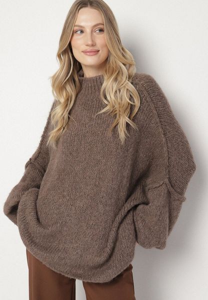 Jasnobrązowy Golf z Wełną o Kroju Oversize z Obniżoną Linią Ramion Lilenae. Brązowe golfy damskie Born2be, bez wzorów, z jeansu, bez ramiączek. Za 159.99 zł.