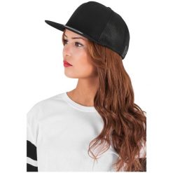 Czapka Flexfit Classique Trucker. Niebieskie czapki męskie FLEXFIT, bez wzorów, z bawełny. Za 52.70 zł.