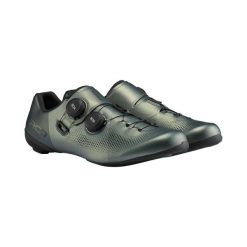 Buty Shimano SH-RC703. Zielone buty wizytowe męskie SHIMANO, ze skóry, bez zapięcia. Za 943.70 zł.