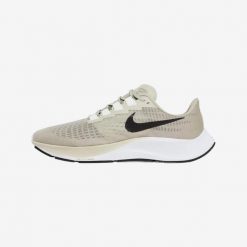 Buty do biegania męskie Nike Air Zoom Pegasus 37. Czarne obuwie do biegania damskie Nike. Za 595.00 zł.