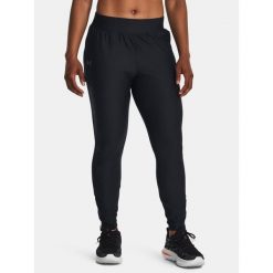 Legginsy Damskie Under Armour Qualifier Elite. Czarne legginsy damskie Under Armour, bez wzorów. Za 449.00 zł.