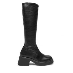 Kozaki Vagabond Shoemakers. Czarne kozaki damskie Vagabond Shoemakers, bez obcasa, na słupku. Za 899.99 zł.