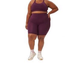 Spodenki treningowe damskie Girlfriend Collective Compressive. Czerwone szorty damskie GIRLFRIEND COLLECTIVE, bez wzorów. Za 280.00 zł.