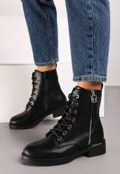 Czarne Płaskie Botki w Stylu Workerów Ozdobione Metalicznym Suwakiem Naithia. Czarne botki damskie Born2be, z jeansu, eleganckie, bez obcasa, na obcasie, bez zapięcia. Za 109.99 zł.
