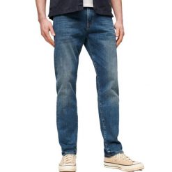 Dżinsy slim fit z bawełny organicznej Superdry. Niebieskie jeansy męskie Superdry. Za 368.95 zł.