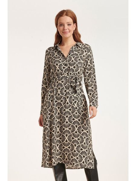 Smashed Lemon Sukienka w kolorze kremowo-czarnym rozmiar: L. Brązowe sukienki damskie Smashed Lemon, na co dzień, l, bez wzorów, z tkaniny, klasyczne, bez kołnierzyka, bez ramiączek, midi, proste. Za 126.99 zł.