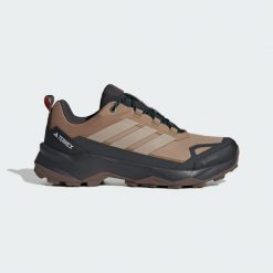 Buty Terrex Skychaser AX5 GORE-TEX Hiking. Brązowe buty trekkingowe męskie Adidas, z gore-texu, bez zapięcia, wspinaczkowe, gore-tex. Za 529.00 zł.